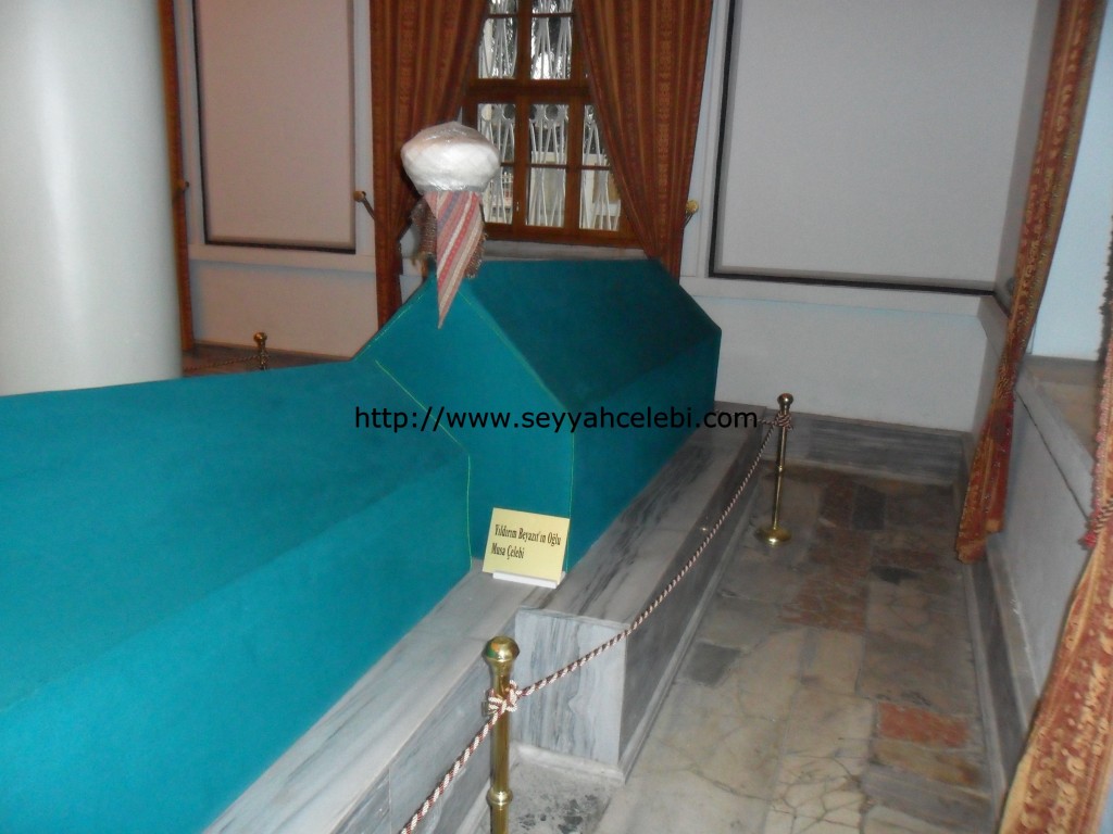 Musa Çelebi Sandukası