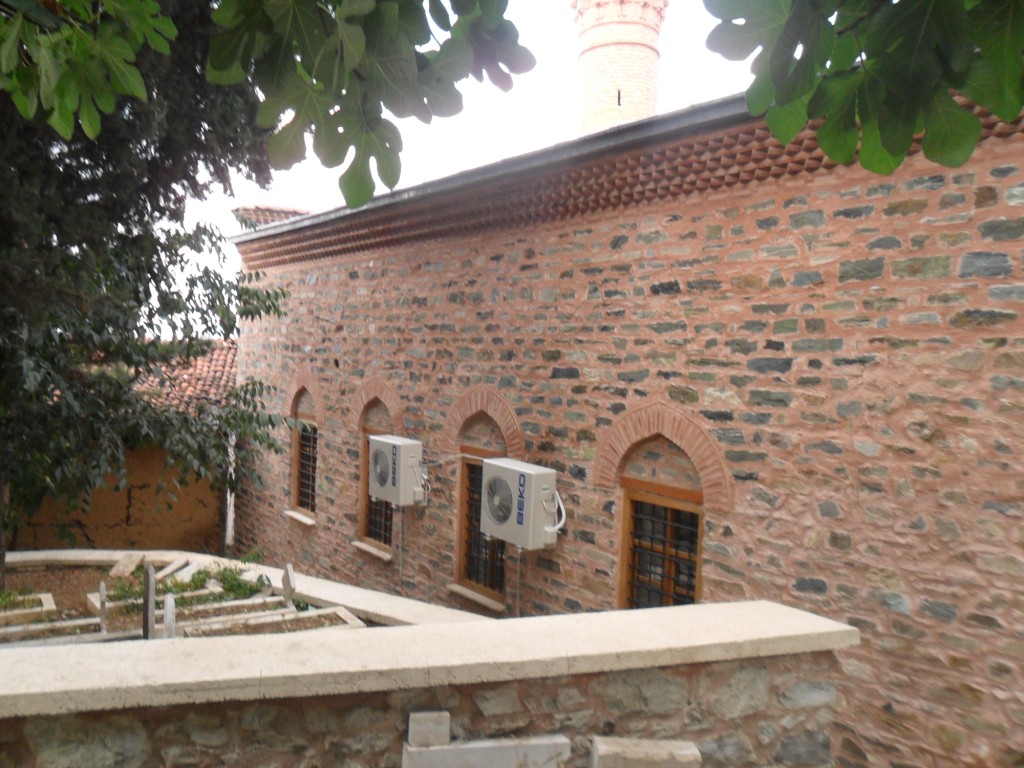 Molla Fenari Cami Yandan Molla Fenari Cami Yandan