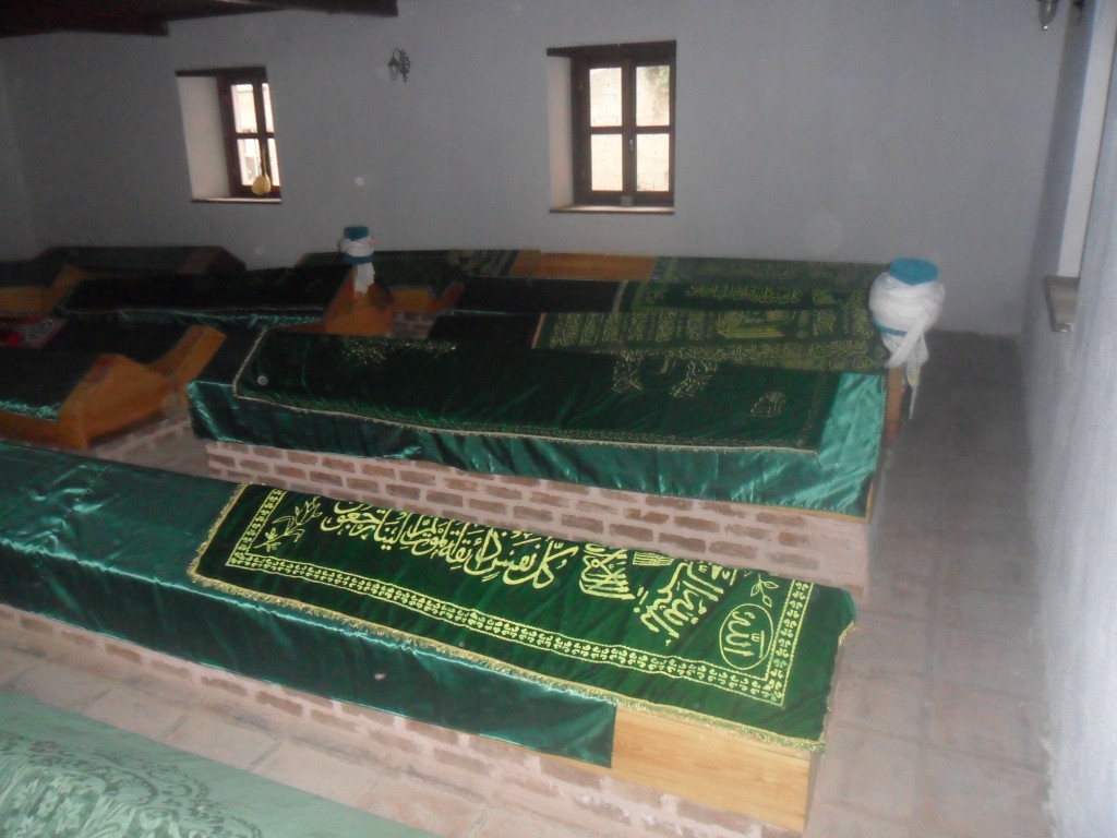 Hasan Bey Sandukası Hasan Bey Sandukası