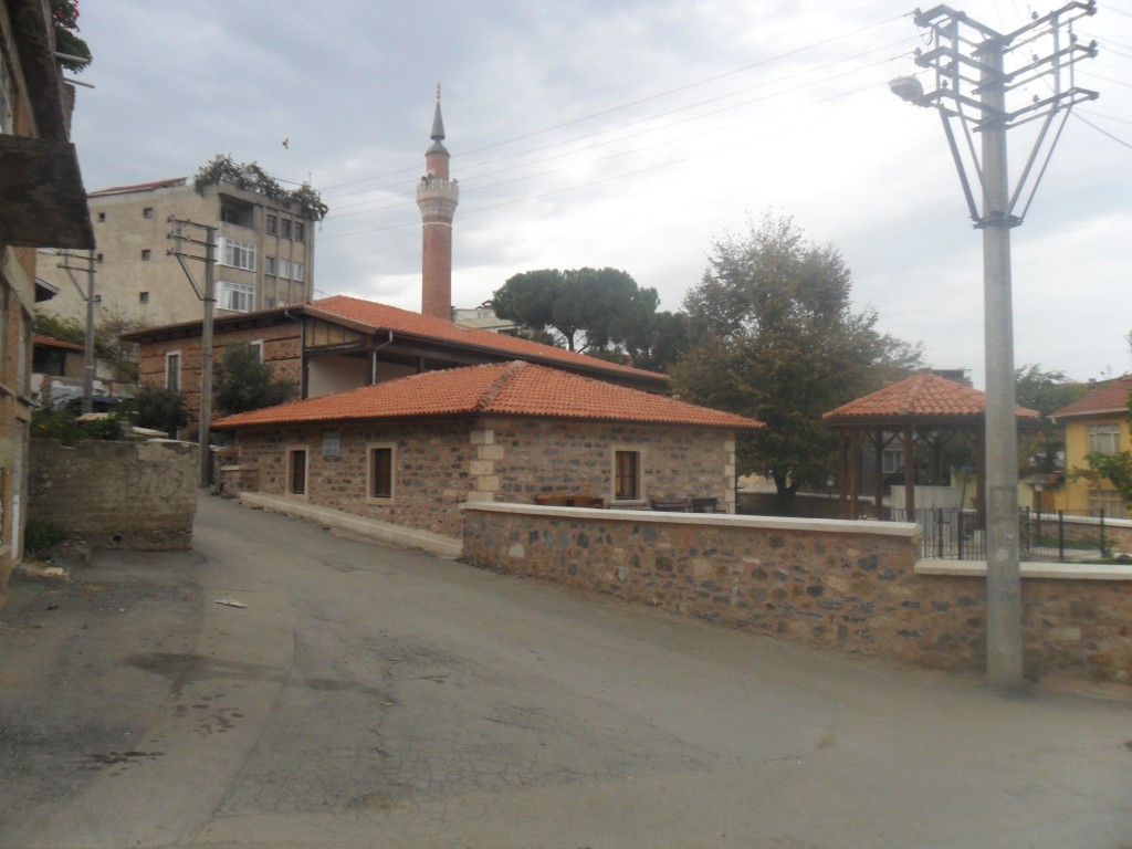 Hasan Bey Türbesi Hasan Bey Türbesi