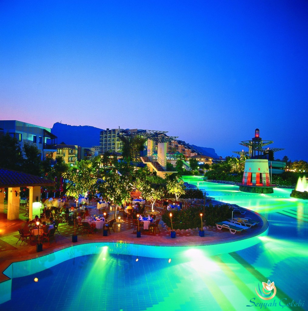 Limra-Hotel-Havuz